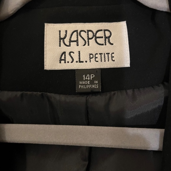 Black fully lined blazer - Picture 2 of 5